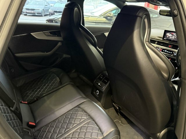 Audi S4 Saloon Blue #54