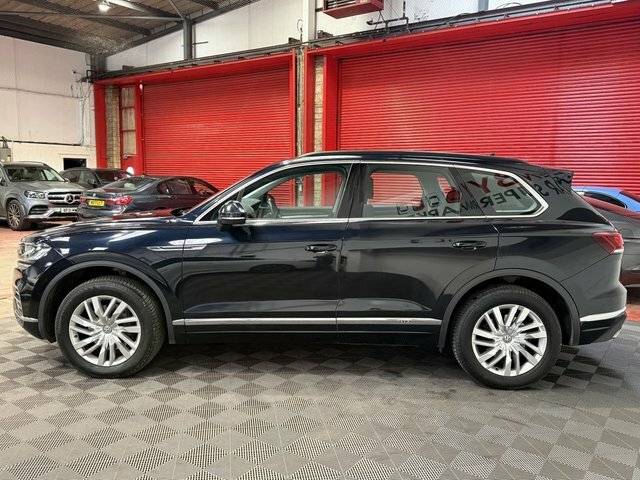 Volkswagen Touareg Automatic LJ03YWJ Blue #5
