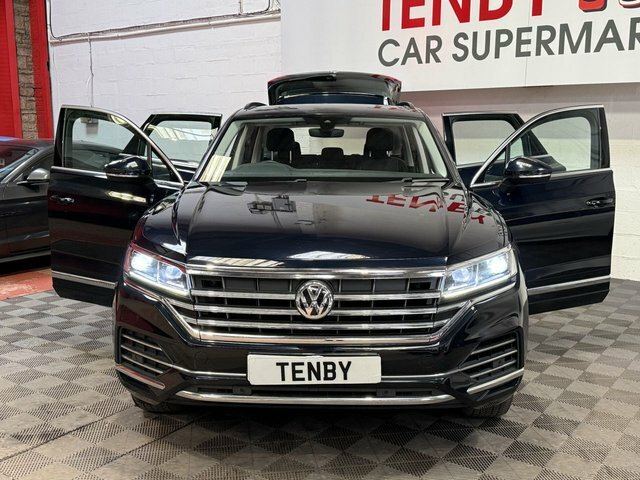 Volkswagen Touareg 4X4 3.2 V6 200353 Black #10
