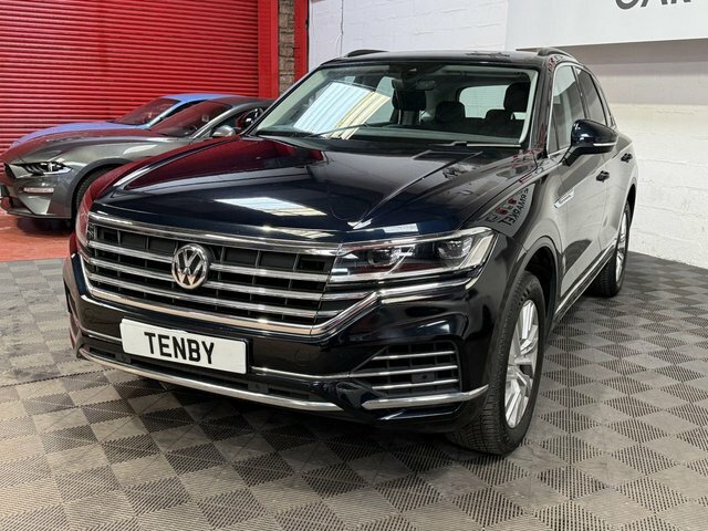 Volkswagen Touareg Automatic LJ03YWJ Blue #4