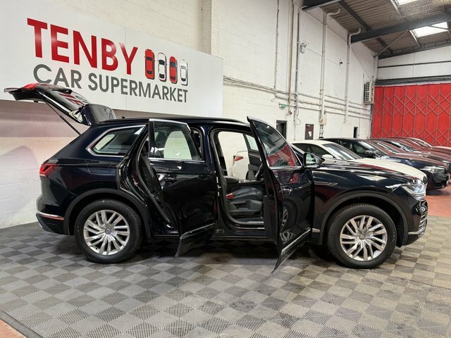 Volkswagen Touareg 4X4 3.2 V6 200353 Black #12