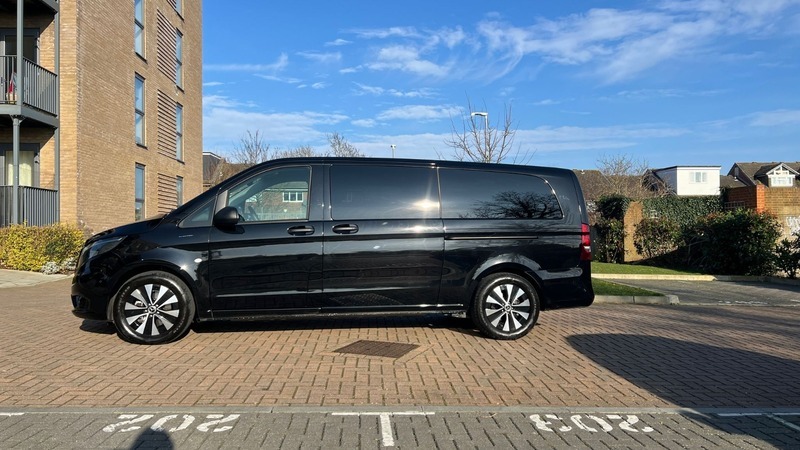 Mercedes-Benz V Class Tourer Premium L3 Black #2