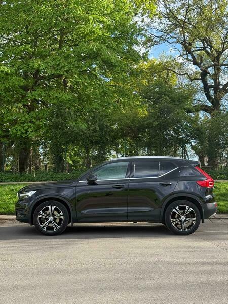 Volvo XC40 Recharge T5 Inscription Pro SC22WHH Black #3