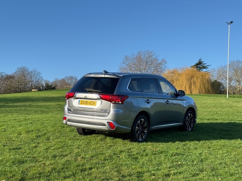 Mitsubishi Outlander Phev 4H Grey #5