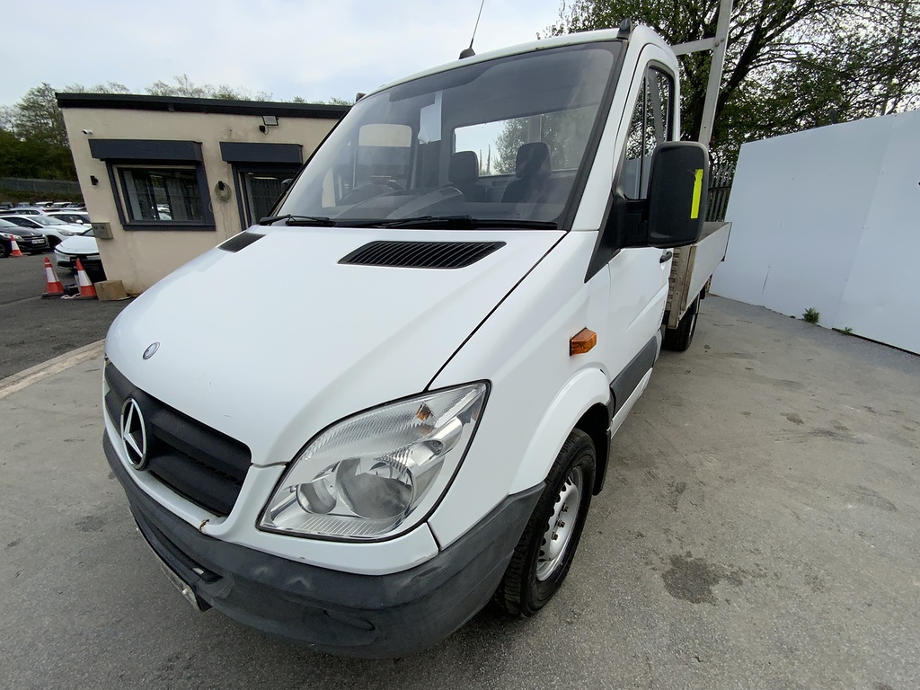 Mercedes-Benz Sprinter Cdi 311 White #3