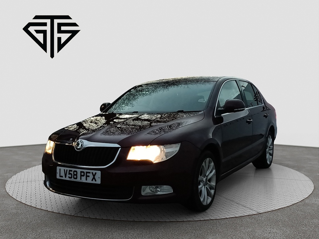 Skoda Superb Tdi Se LV58PFX Red #6
