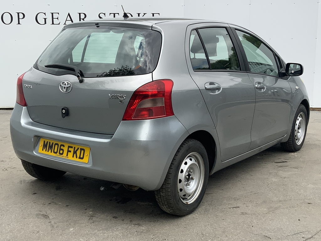 Toyota Yaris T3 Silver #5