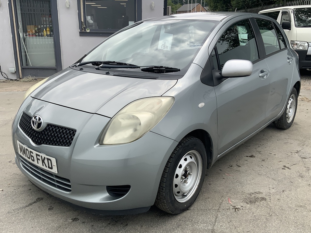 Toyota Yaris T3 Silver #3