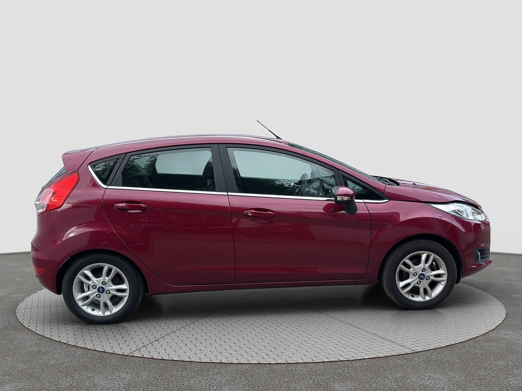 Ford Fiesta Zetec Red #2