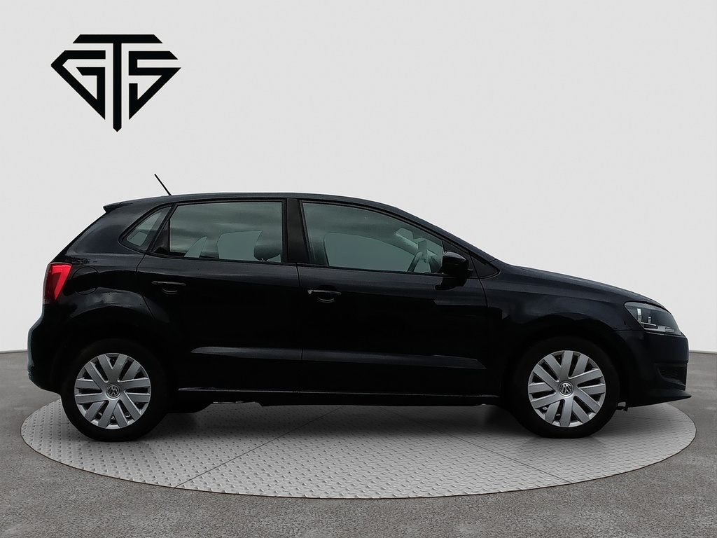 Volkswagen Polo Tsi Comfort-line MX14OAL Black #2