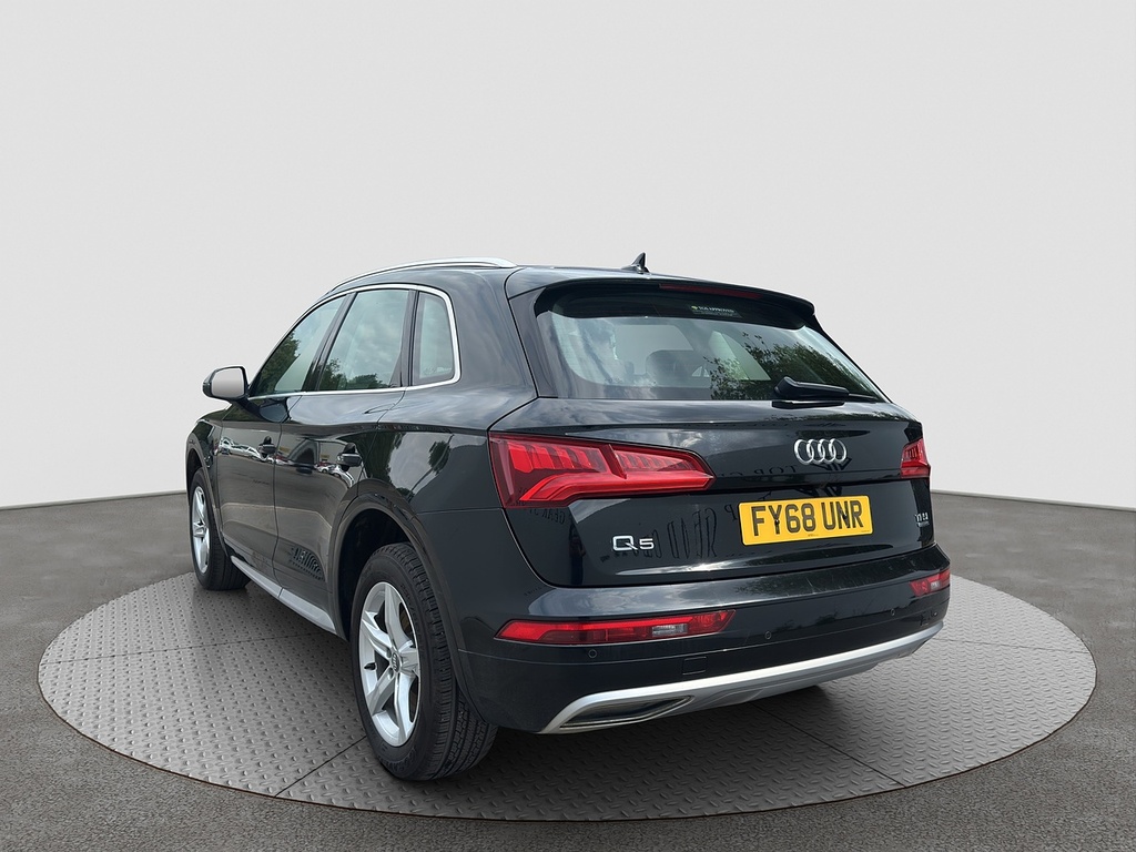 Audi Q5 Tfsi Sport FY68UNR Black #5