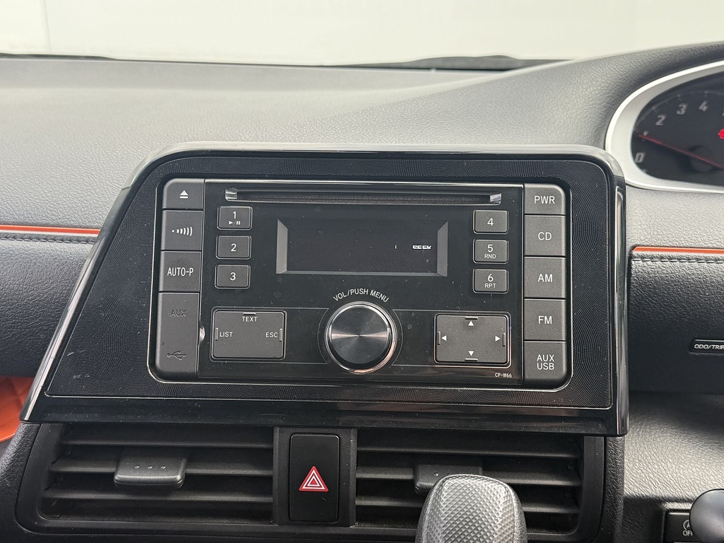 Toyota Sienta G Silver #22