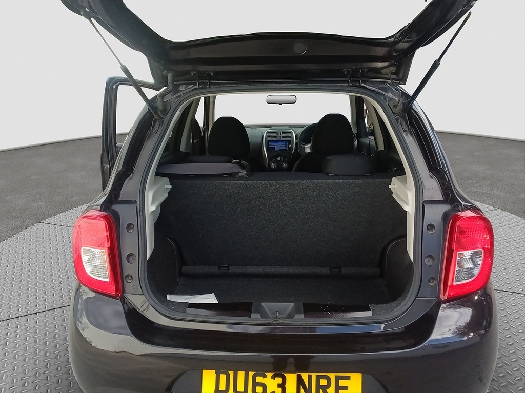 Nissan  Hatchback White #20