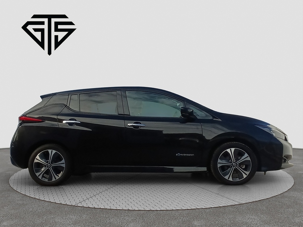 Nissan Leaf Tekna SL69WPX Black #2