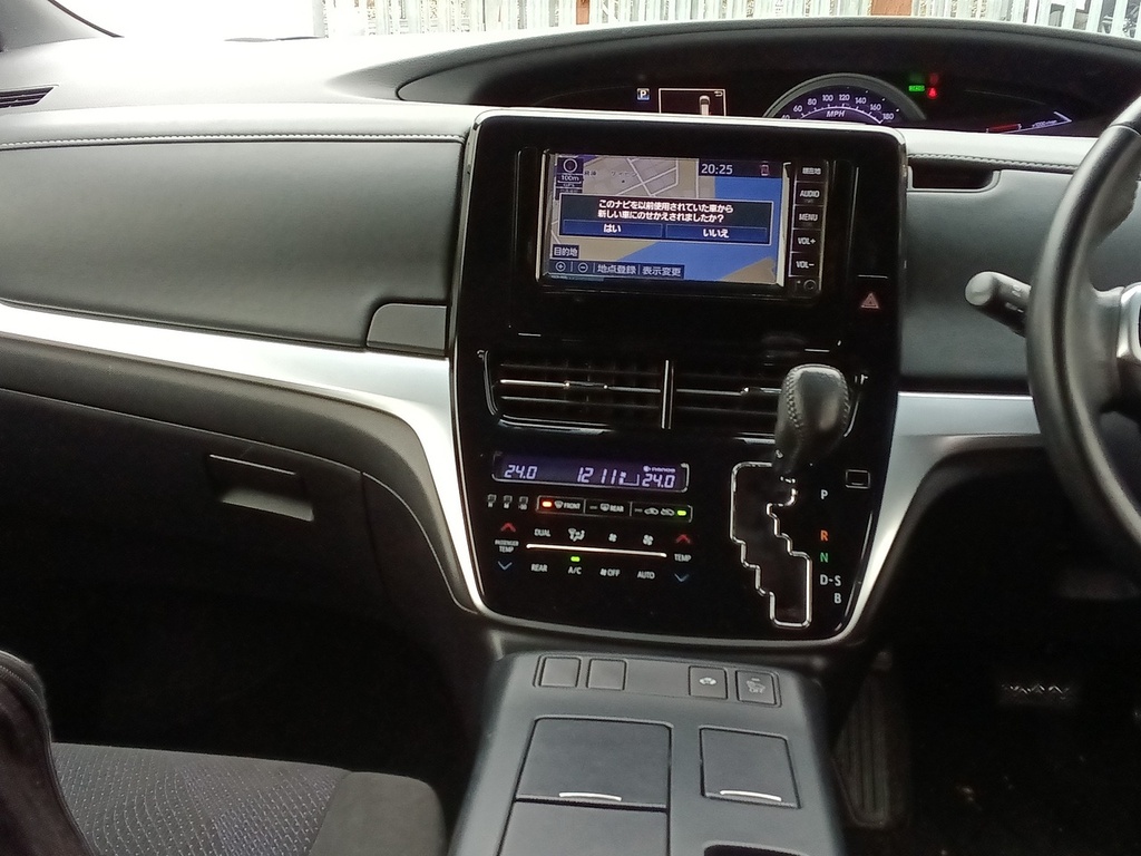 Toyota Estima Mpv Silver #15