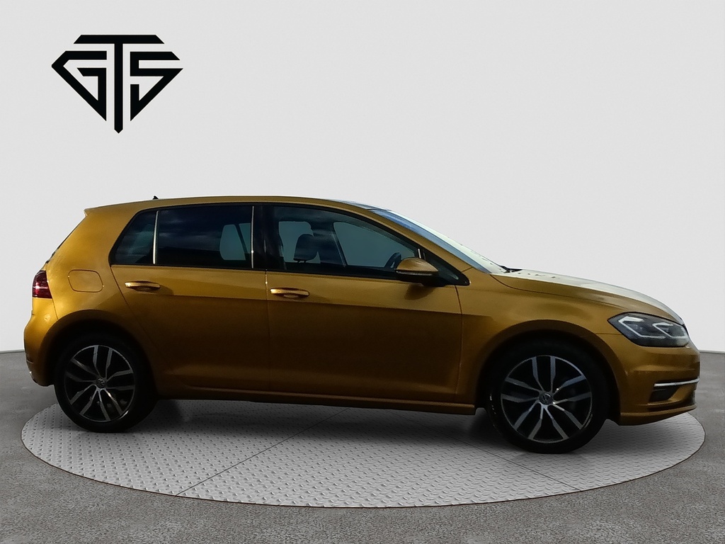 Volkswagen Golf Tsi Highline Tech-edition Gold #2