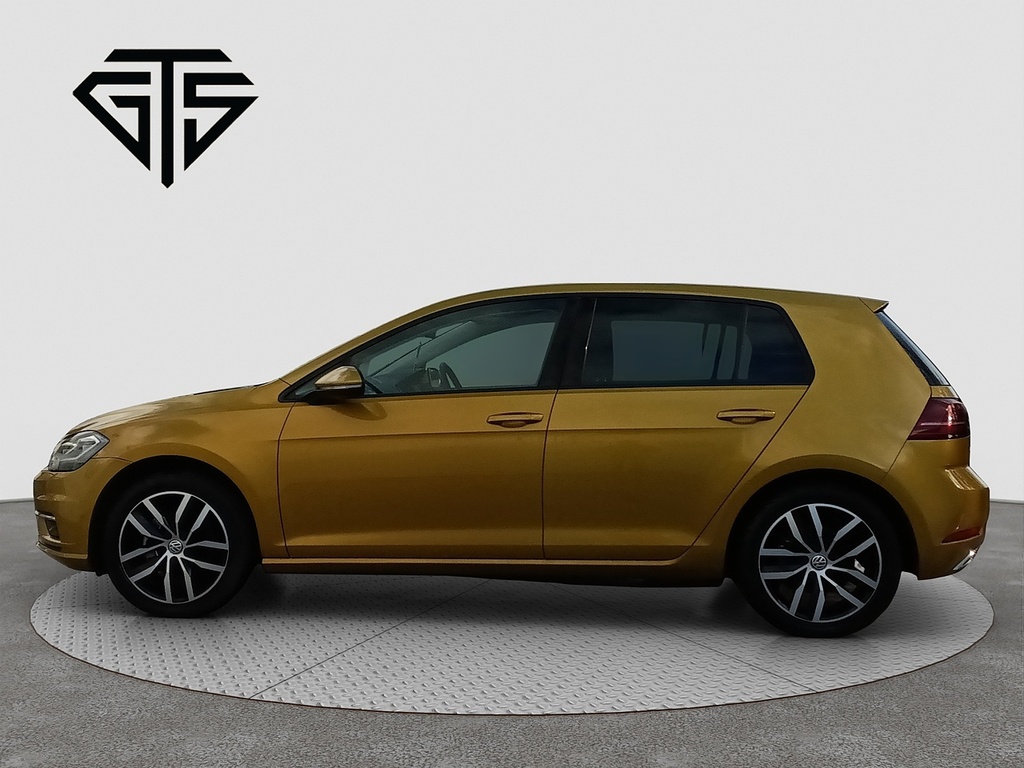 Volkswagen Golf Tsi Highline Tech-edition Gold #6