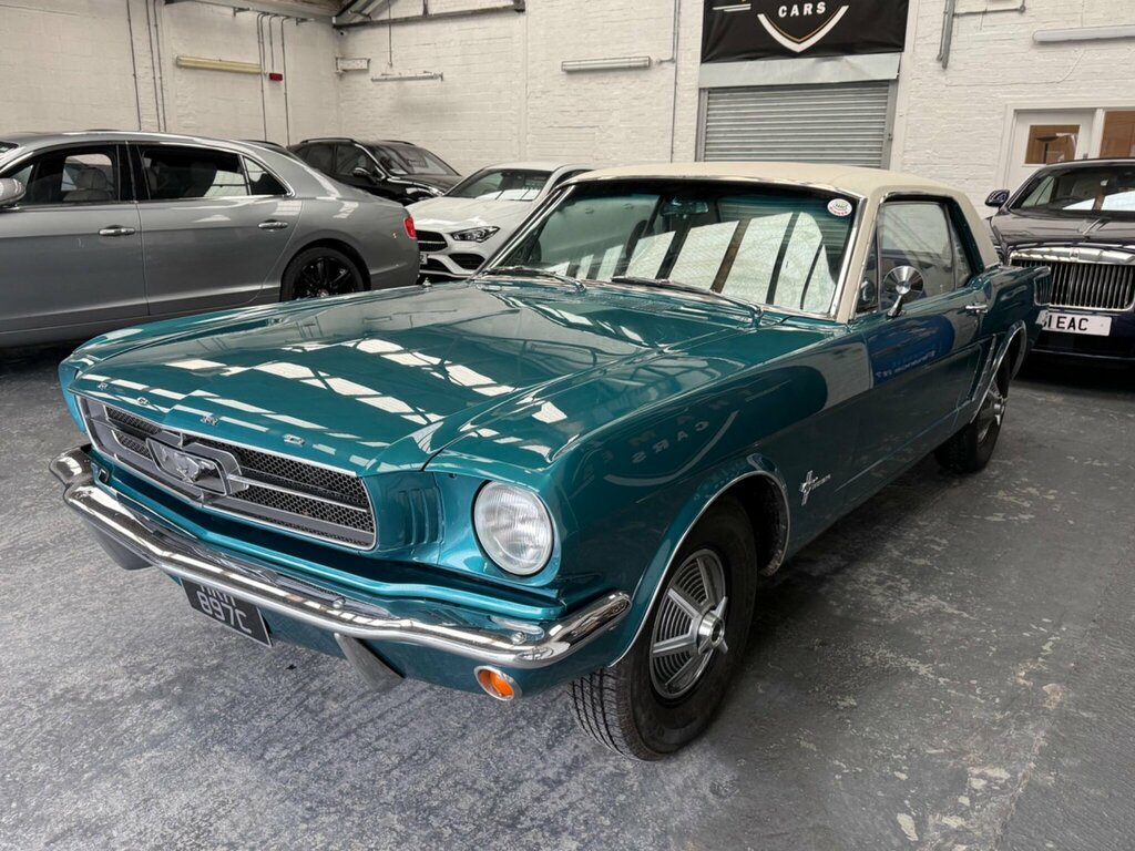 Ford Mustang Convertible HKH897C #3