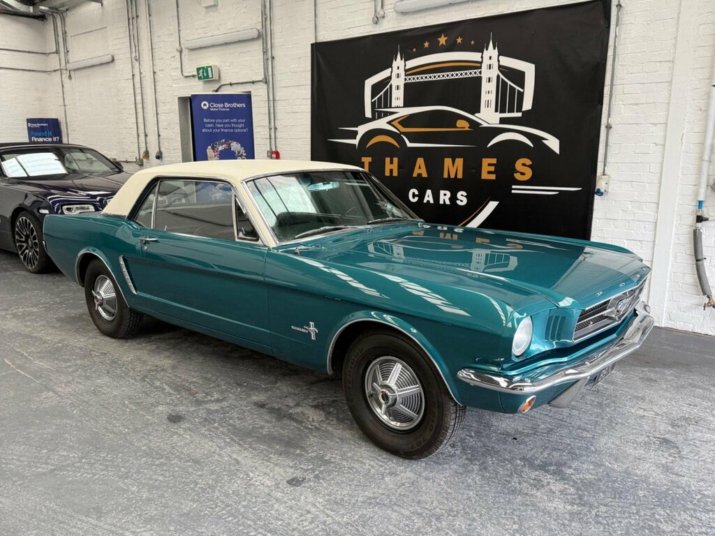 Ford Mustang Convertible