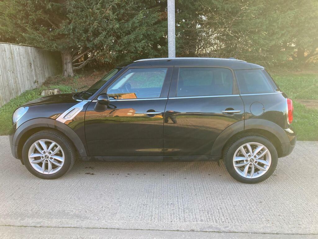 Mini Countryman 1.6 Cooper Suv GJ61GVX Black #6