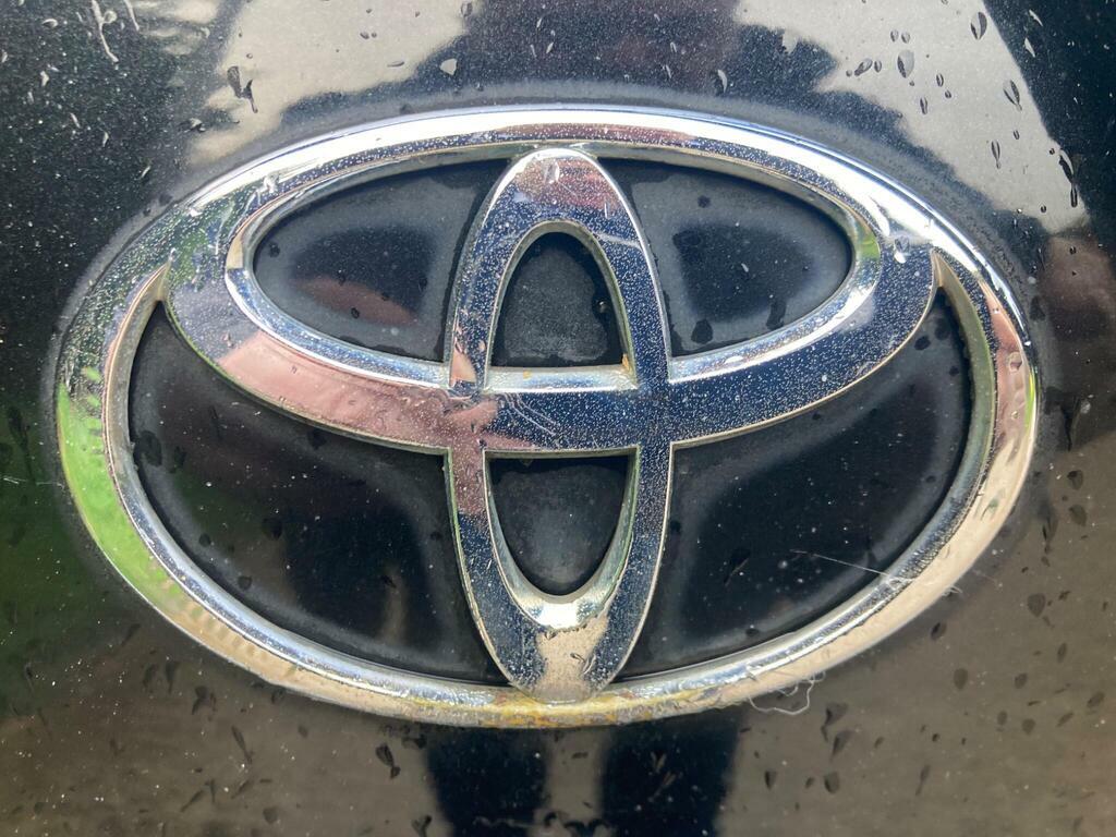 Toyota Yaris Gls Green #23