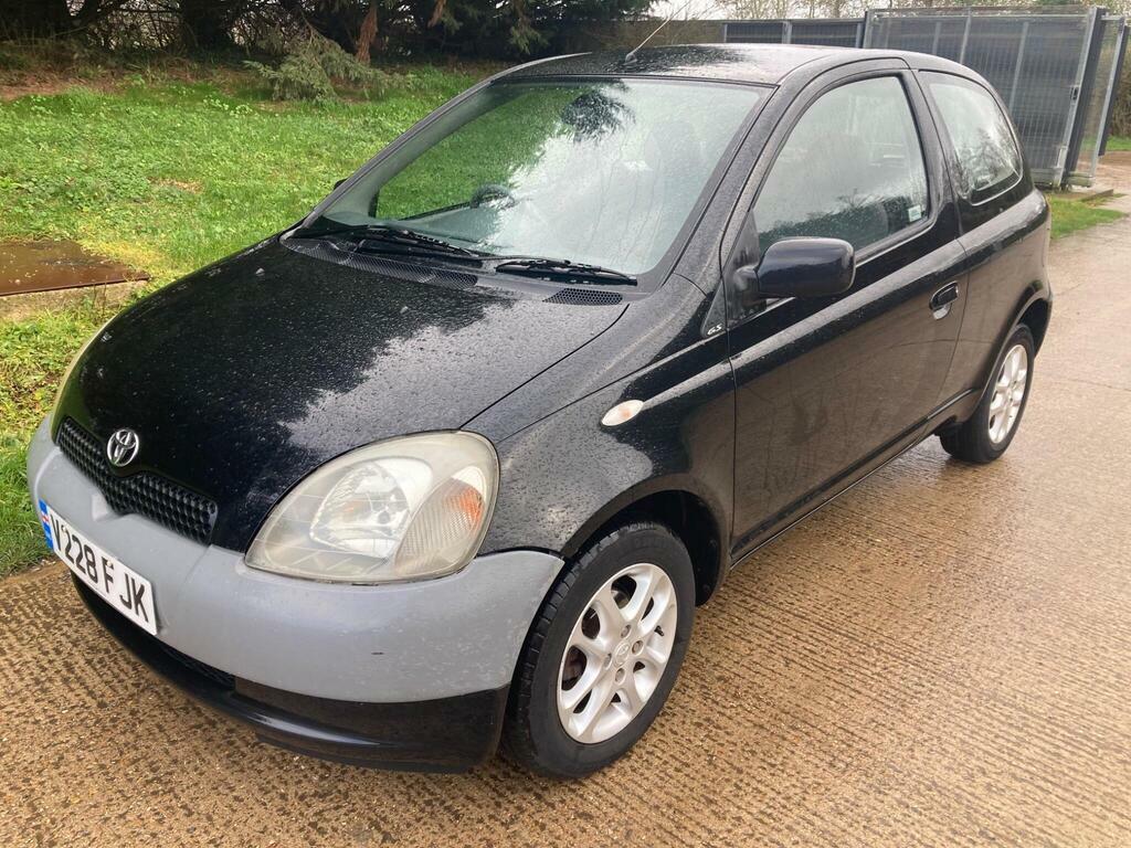 Toyota Yaris Gls Green #4