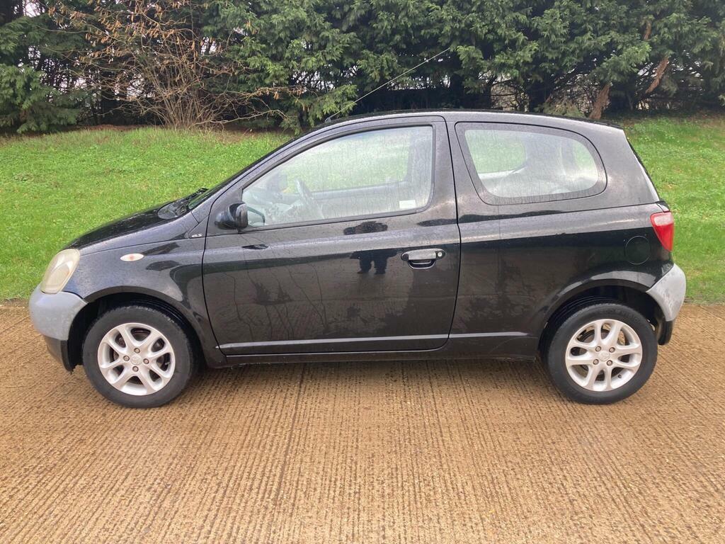 Toyota Yaris Gls Green #6