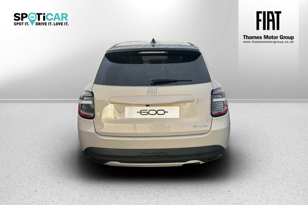 Fiat 600 1.2 1.2 Mhev La Prima Suv Hybrid E-dct RX26GHU Black #6