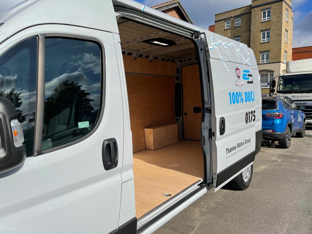 Fiat Ducato 35 47Kwh Etecnico L H2 Na 11Kw Charger Grey #4