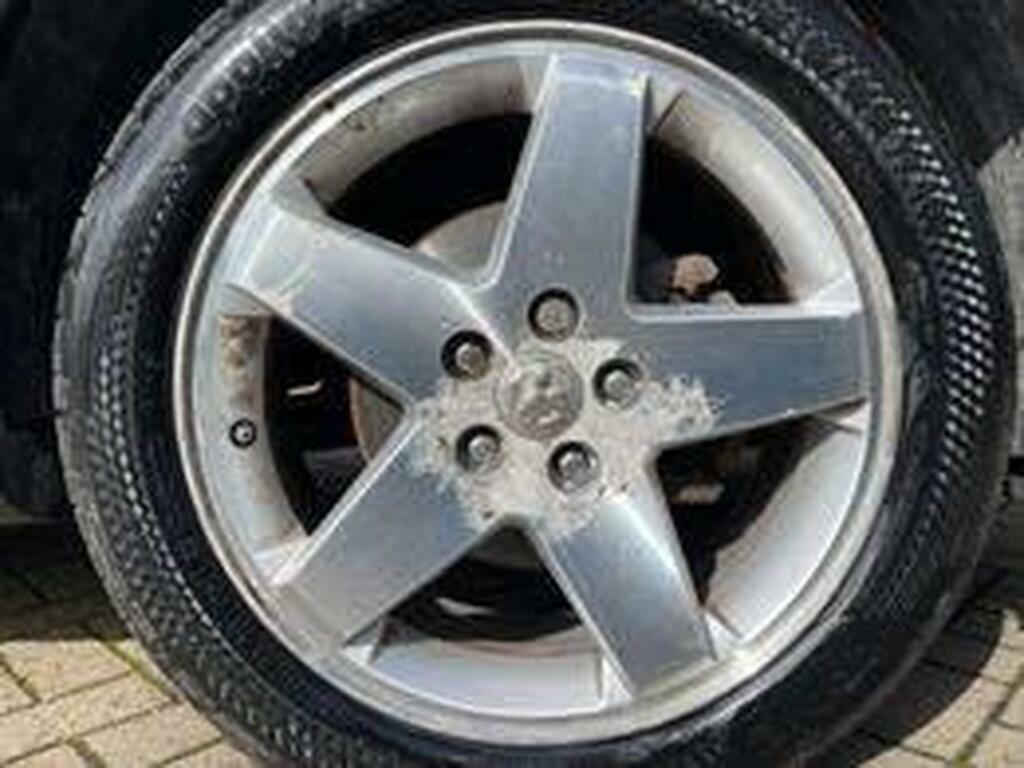 Dodge Caliber 1.8 Sxt Black #29