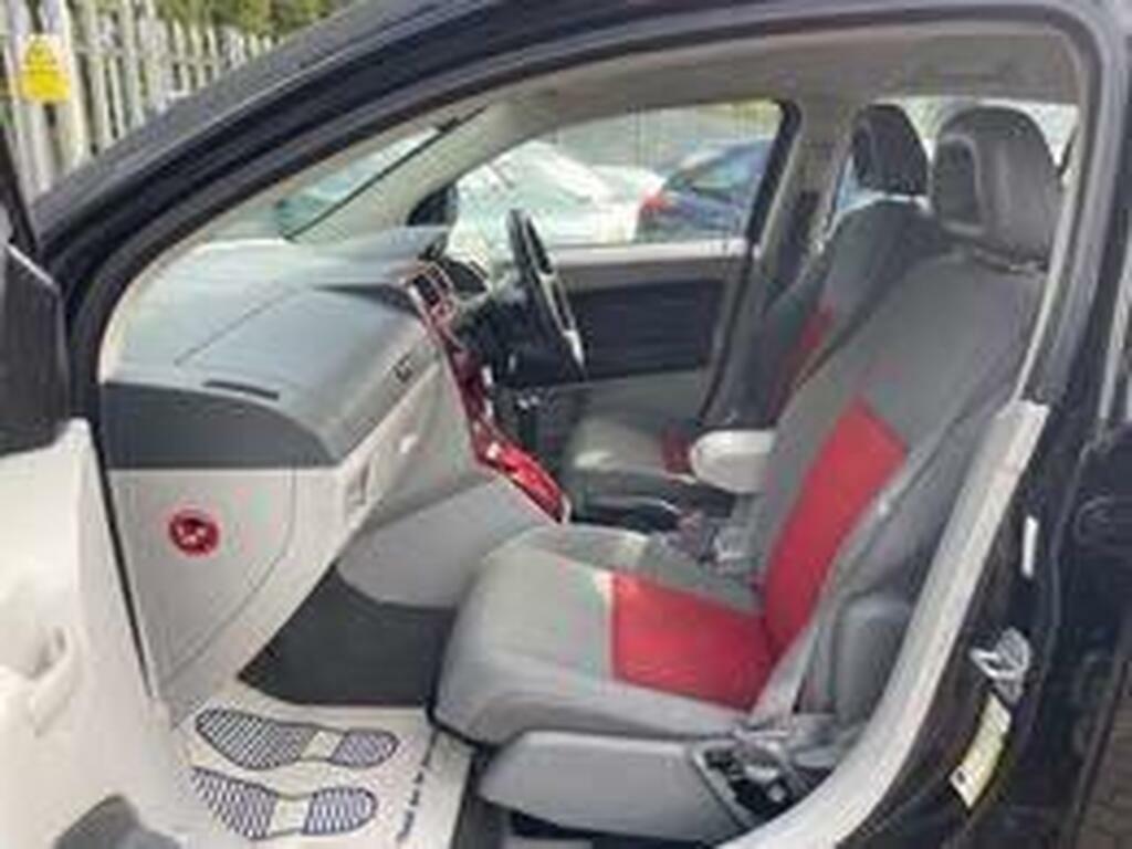 Dodge Caliber 1.8 Sxt Black #18