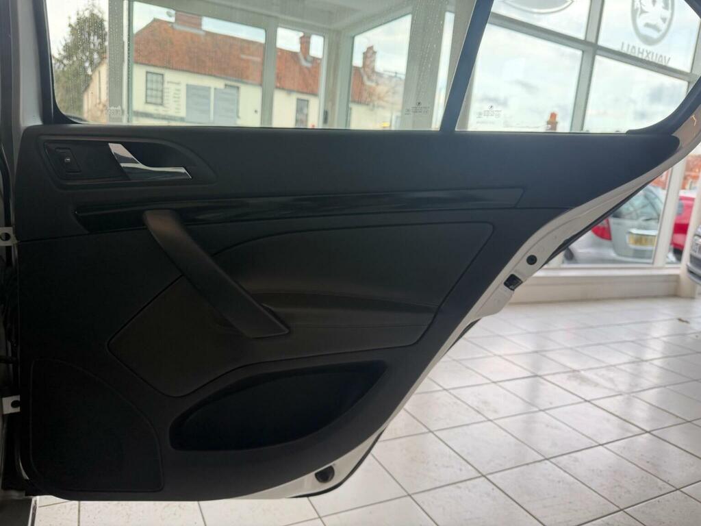 Skoda Octavia 1.6 Fsi Ambiente Tiptronic Euro 4 Red #24