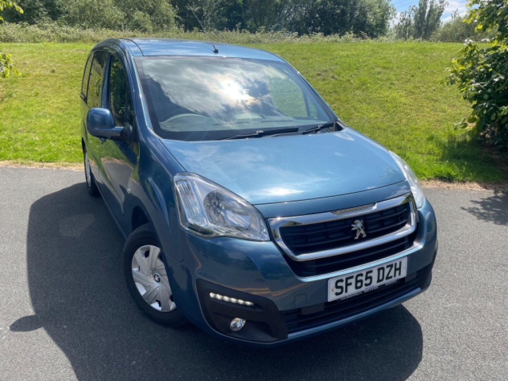 Peugeot Partner Tepee 1.6 Vti Active Euro 6 Blue #2