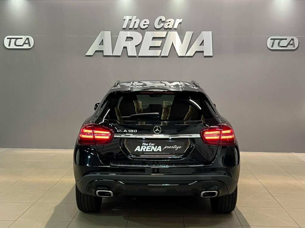 Mercedes-Benz GLA Class Gla 180 Urban Edition WF19YLU Black #4