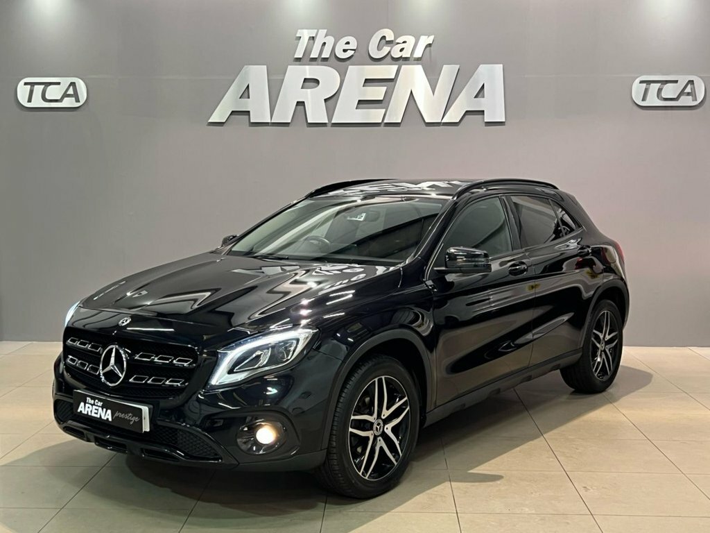 Mercedes-Benz GLA Class Gla 180 Urban Edition WF19YLU Black #2