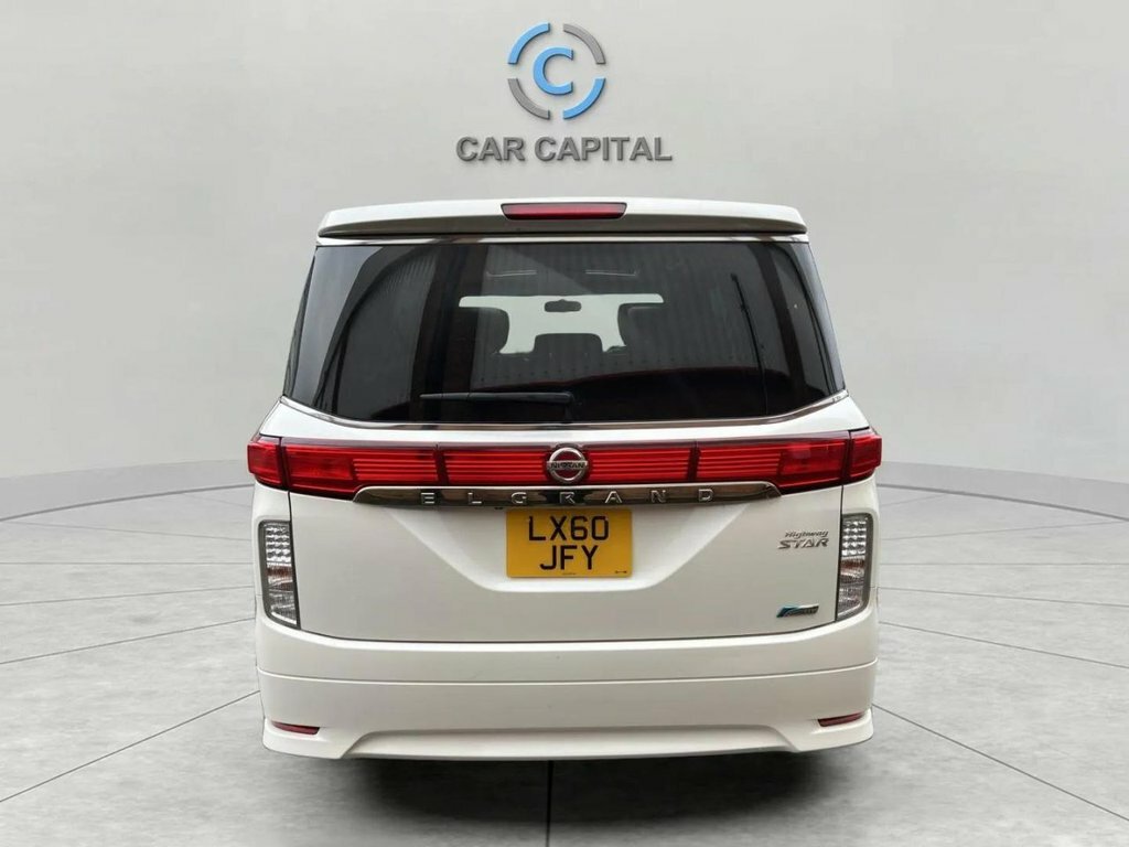 Nissan Elgrand 3.5 Highway Star Cvt 8 Seats White #6
