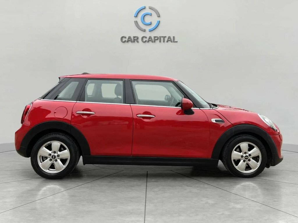 Mini Hatch 1.5L Cooper Classic KJ19NZM Red #4