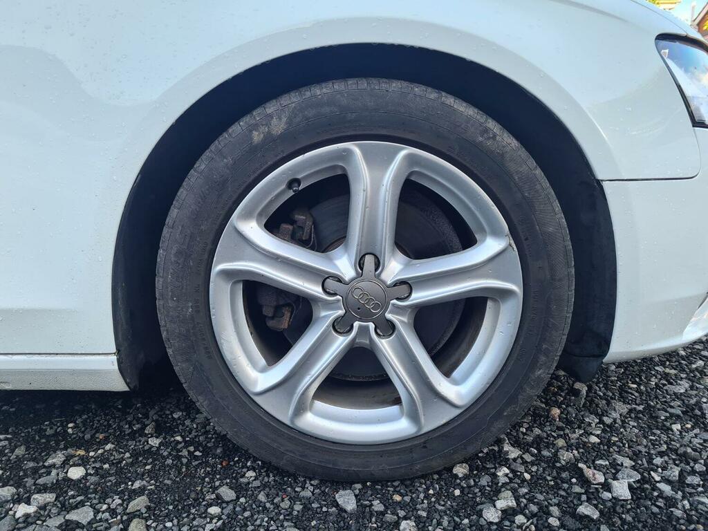 Audi A4 Tdi Se Technik N10JKR White #5
