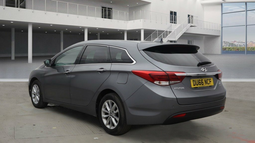 Hyundai I40 Crdi Se Nav Blue Drive Silver #3