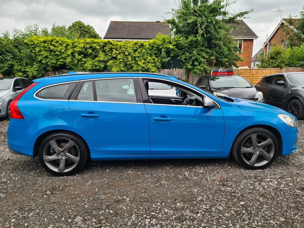 Volvo V60 D2 R-design Lux Blue #5