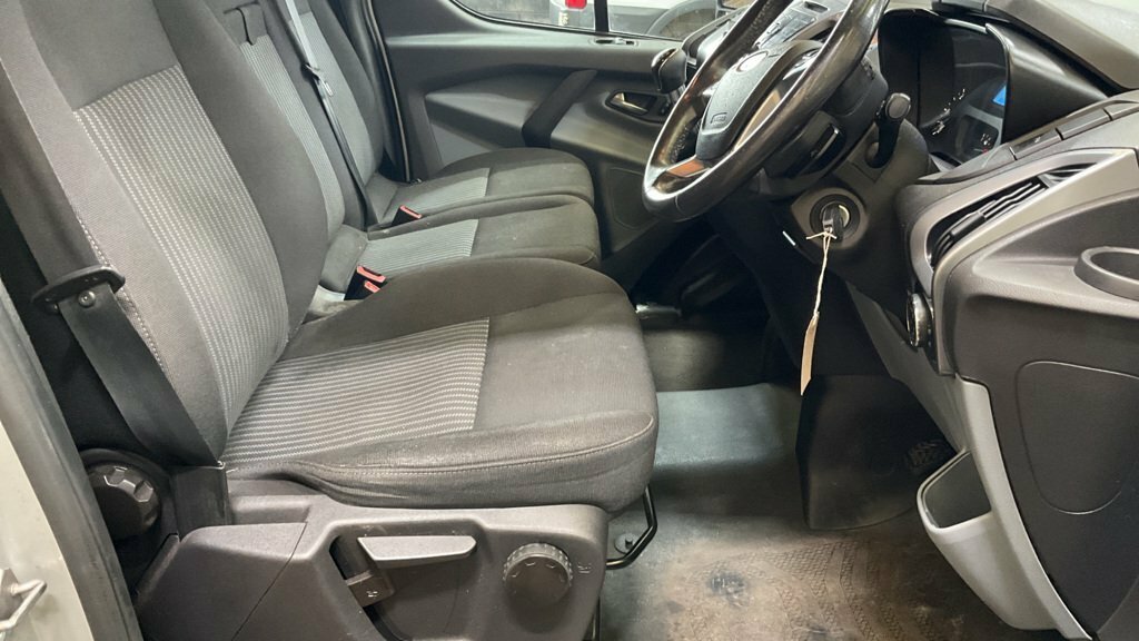Ford Transit Custom 270 Trend Lr Pv SD16DET Silver #5