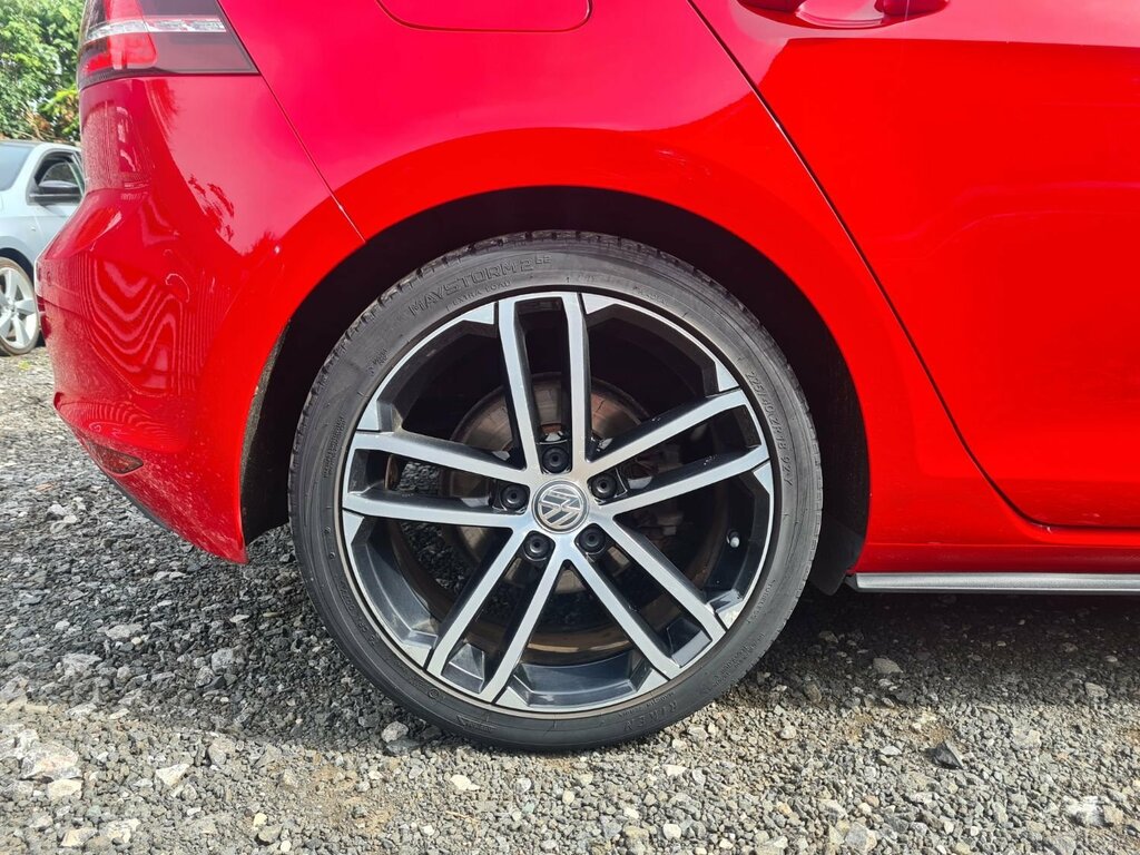 Volkswagen Golf Gtd MD65YEE Red #6