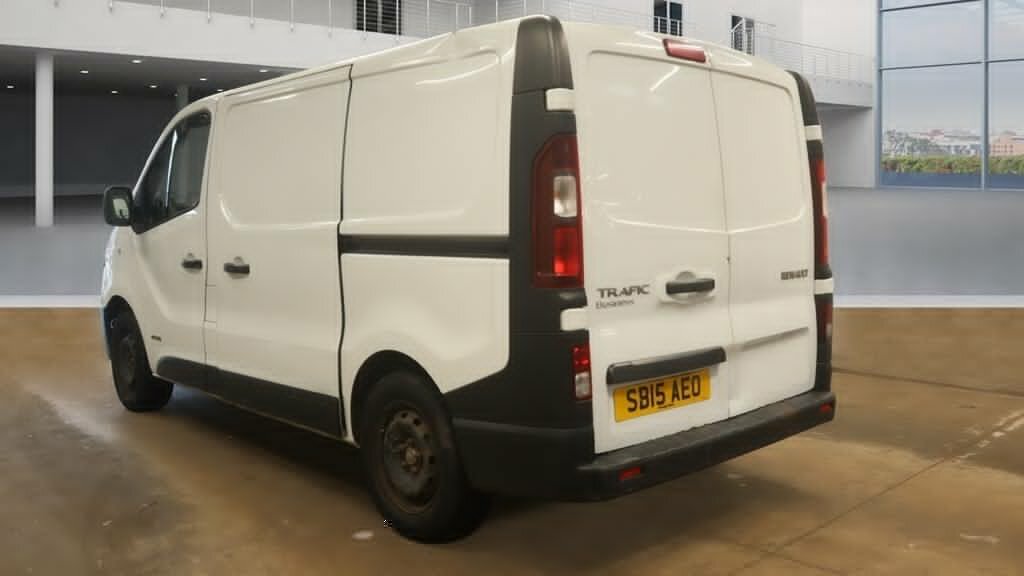Renault Trafic 1.6 Sl27 Dci 115 Business White #3