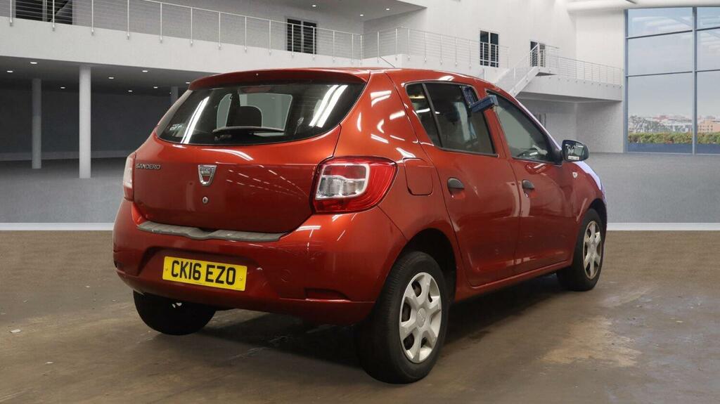 Dacia Sandero 1.2 Ambiance 1.2 16V 75 CK16EZO Red #4