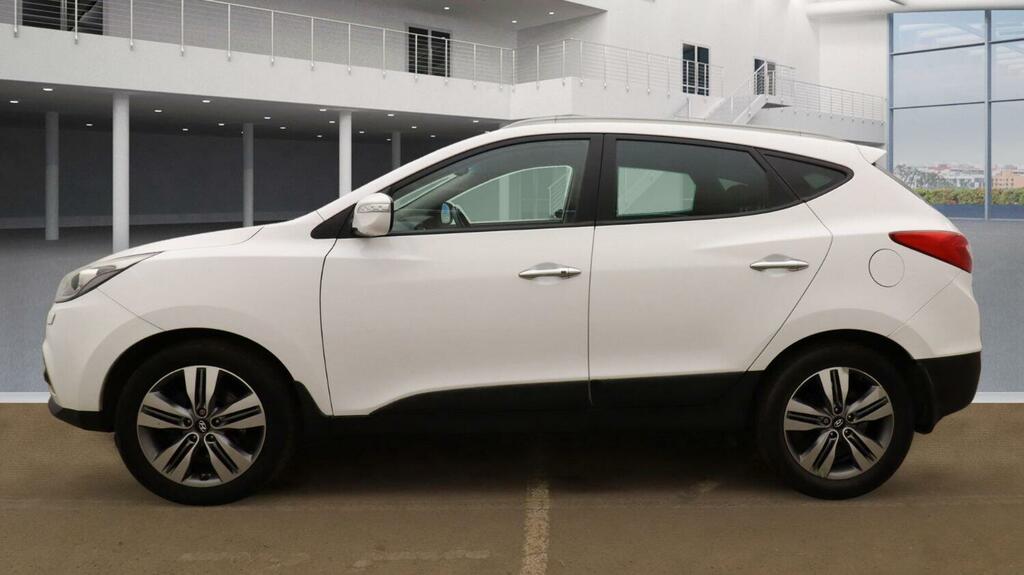 Hyundai Ix35 1.7 Crdi Premium DE15FJP White #6