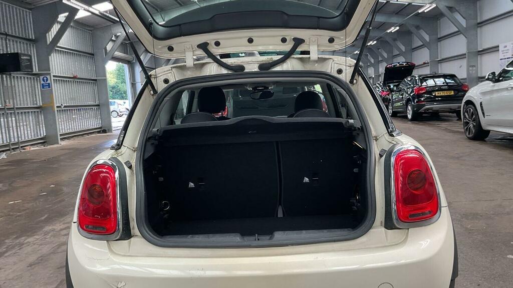 Mini Hatch 1.2 One 3-Door Hatch DG64RXY White #6