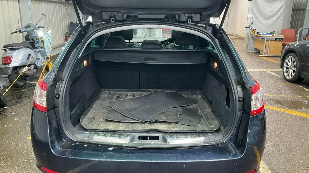 Peugeot 508 SW 2.0 Bluehdi Gt Line Blue #4