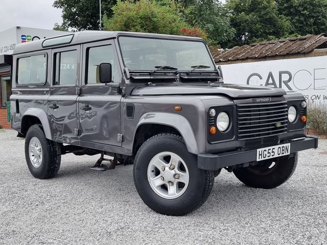 Land Rover Defender 110 2.5L 110 Td5 County Station Wagon Grey