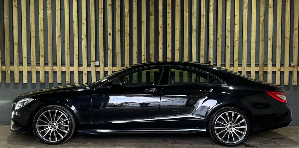 Mercedes-Benz CLS 3.0 Cls350d V6 Amg Line Premium Plus Coupe D YN67OSZ Black #4