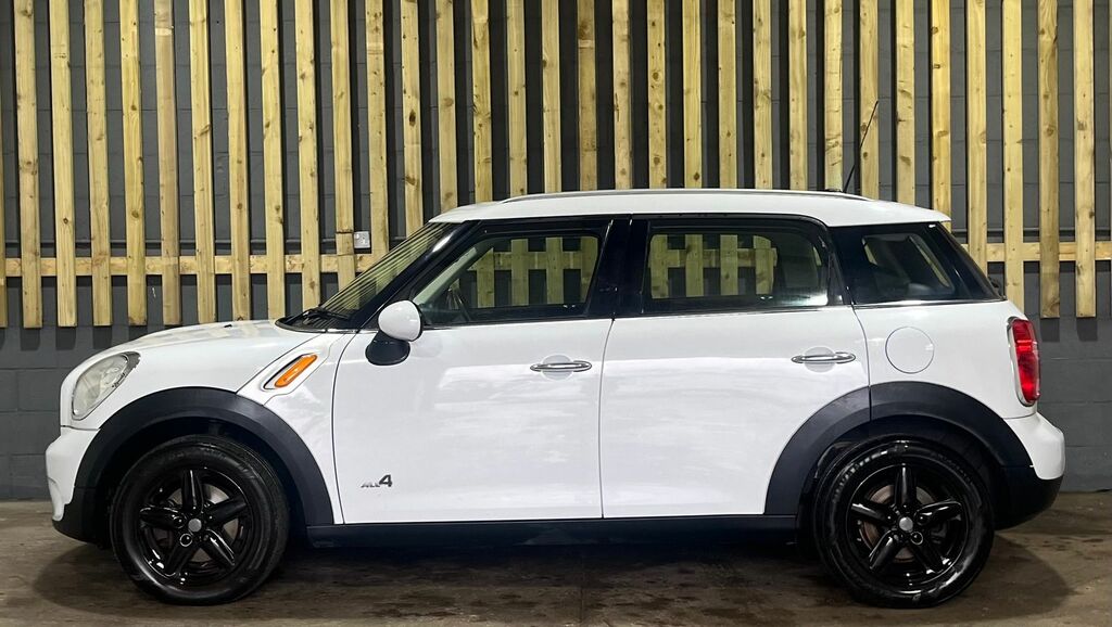 Mini Countryman 2.0 Cooper D Suv All4 Euro 5 112 SV62NRY White #4